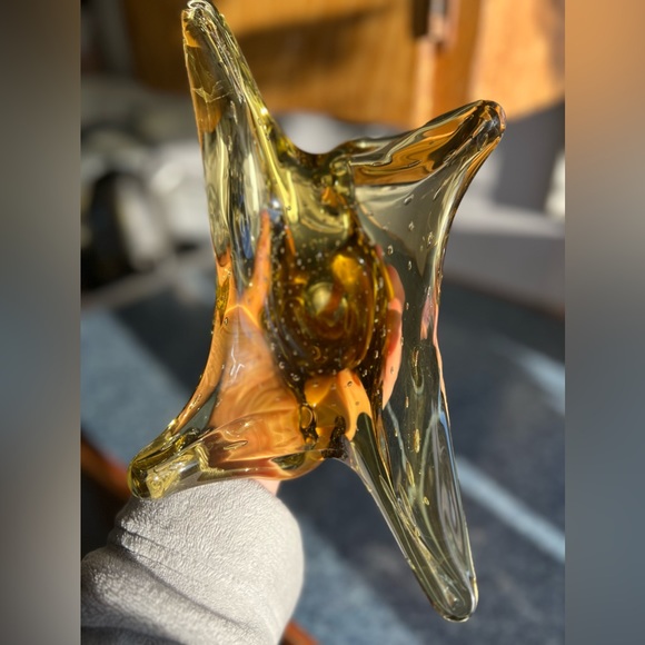 Chalet Glass Bubble Dish - Picture 3 of 3